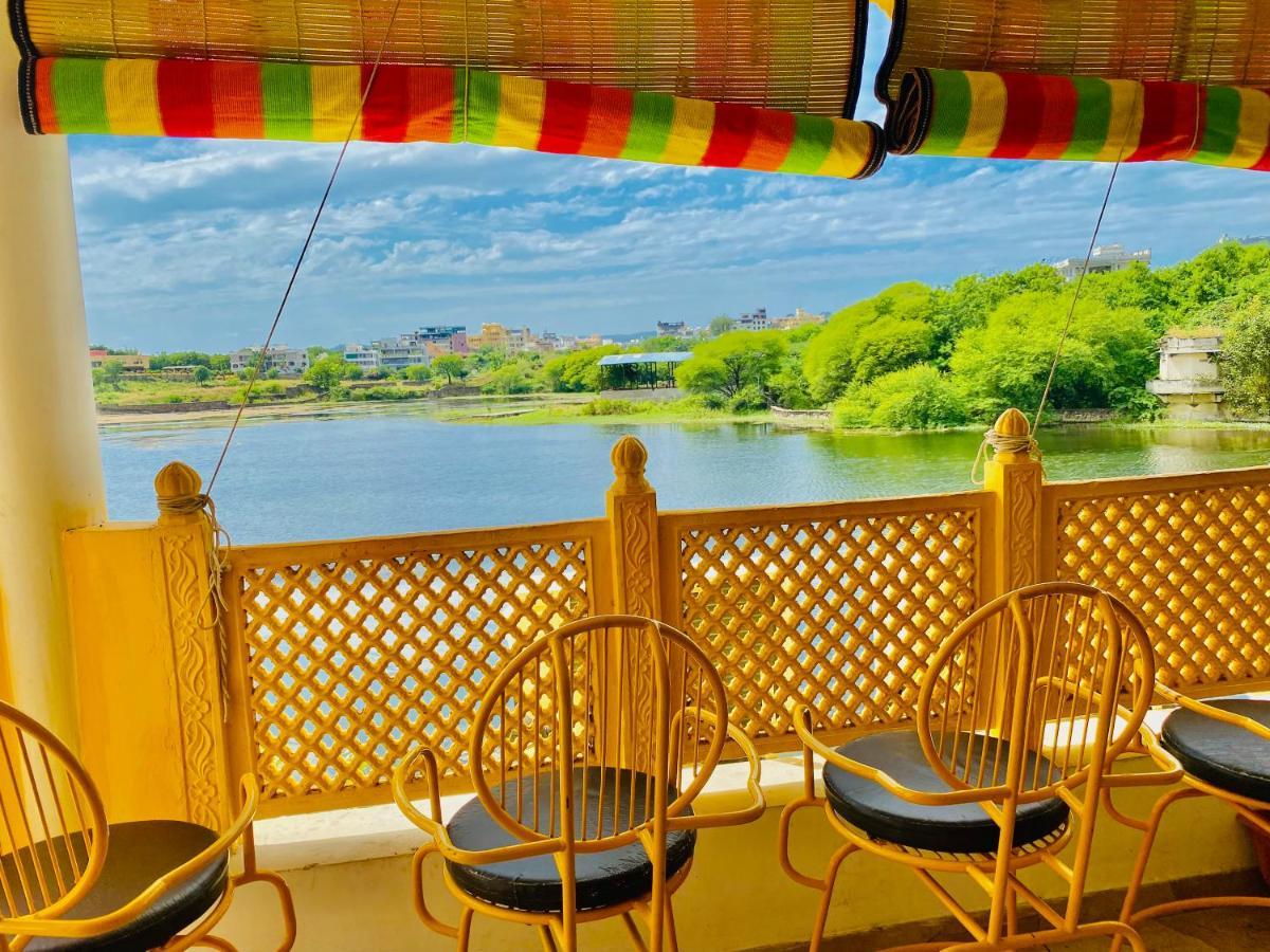 Jaydurg, A Lakehead Property At Pichola Lake By An Hotels ウダイプル エクステリア 写真