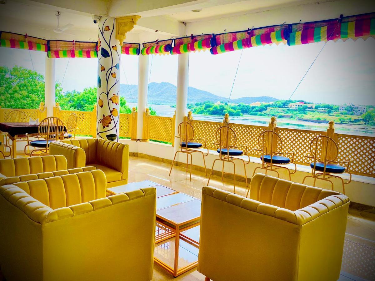 Jaydurg, A Lakehead Property At Pichola Lake By An Hotels ウダイプル エクステリア 写真